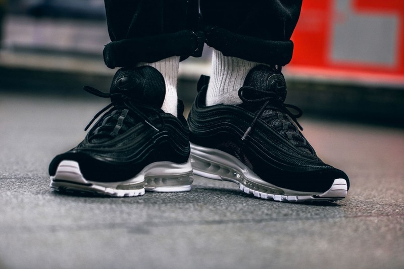 Air max 97 black and white on feet online